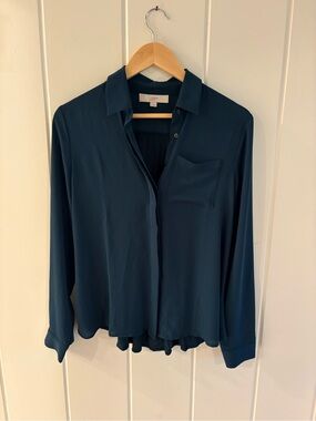 LOFT Women's Teal-Green Long Sleeve Button-Down Shirt